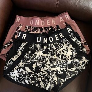 Under Armour Black Marble & Dusty Pink Athletic Shorts Set S/M